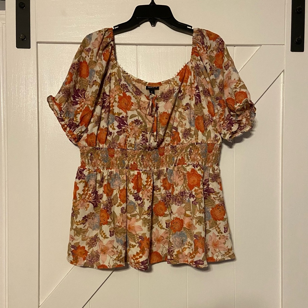 Torrid Georgette Eyelet Smocked Waist Puff Sleeve Floral Top. Never worn.